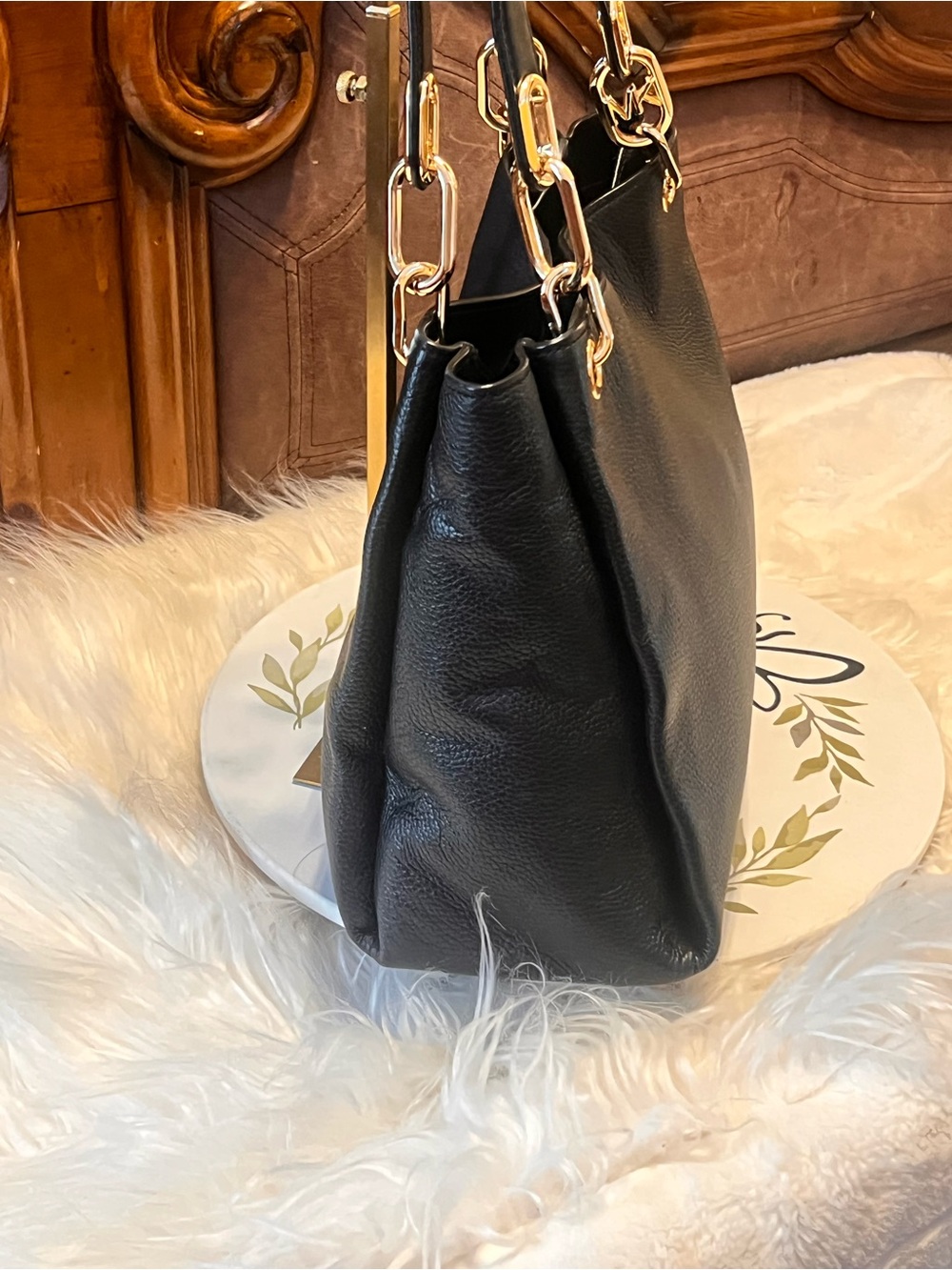 Michael Kors Trisha Large black Pebbled Leather Shoulder Bag - Picture 7 of 16